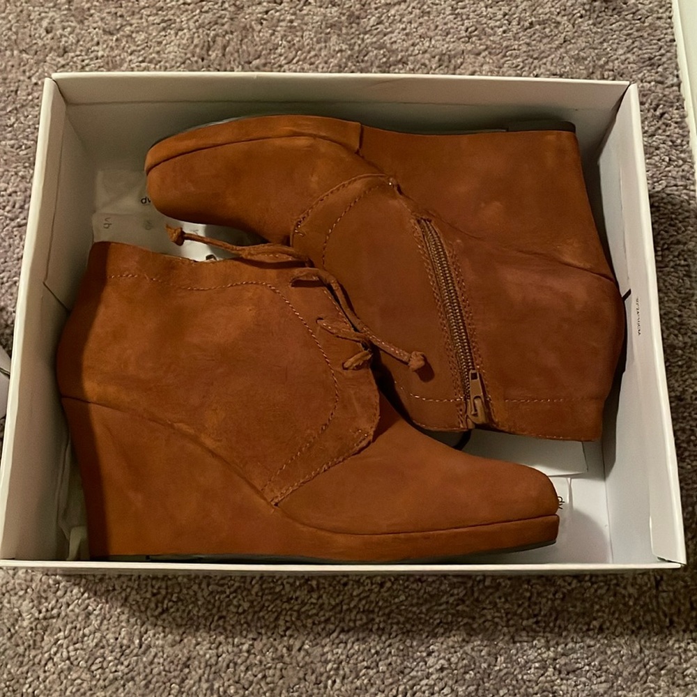 Cognac suede wedge booties